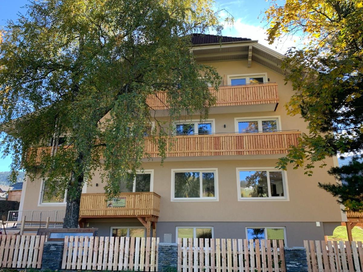 טאמסווג Larix Apartment מראה חיצוני תמונה